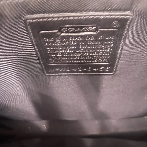 Coach Barclay Messenger Bag - Picture 4 of 5